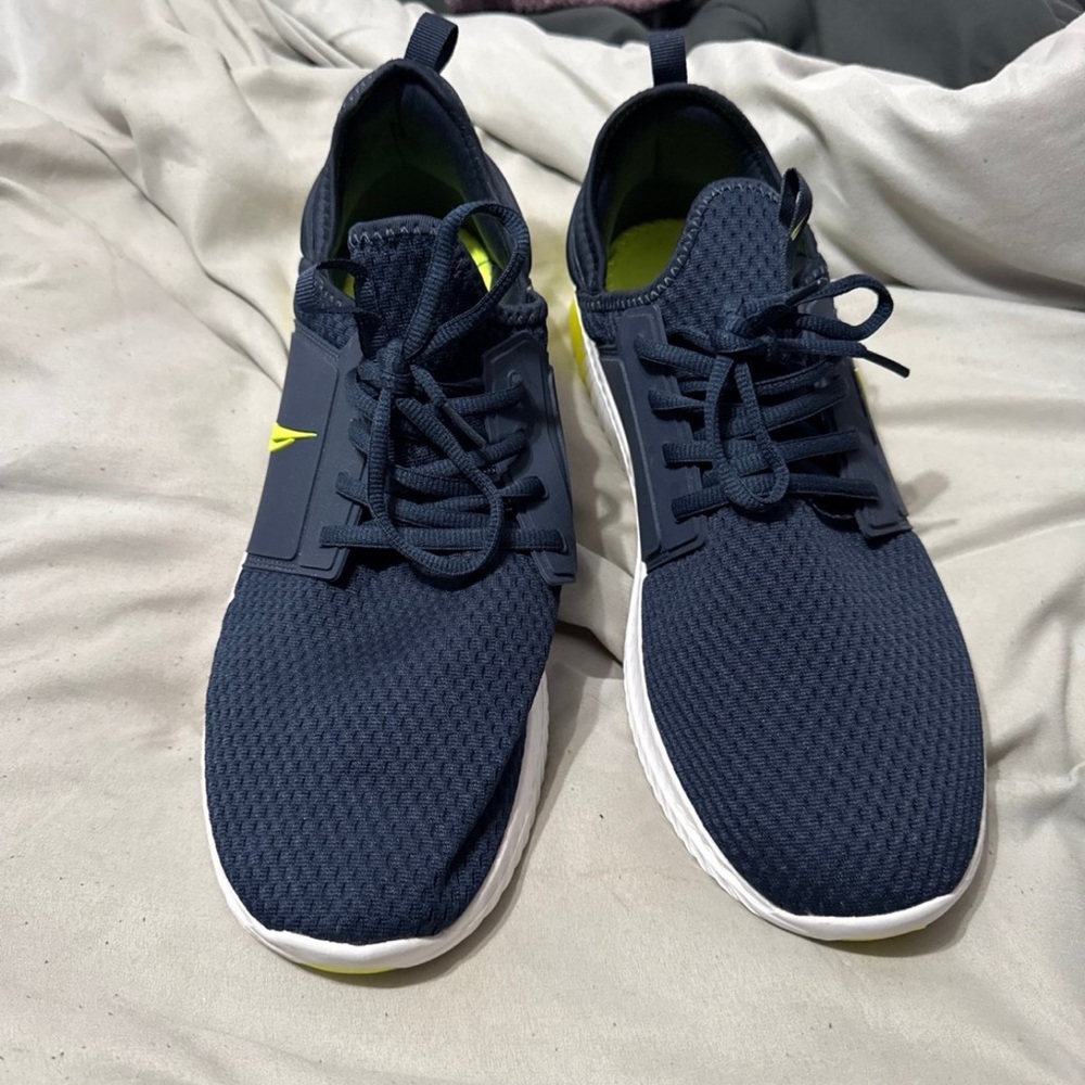 Men's Navy Nautica Athletic Shoes